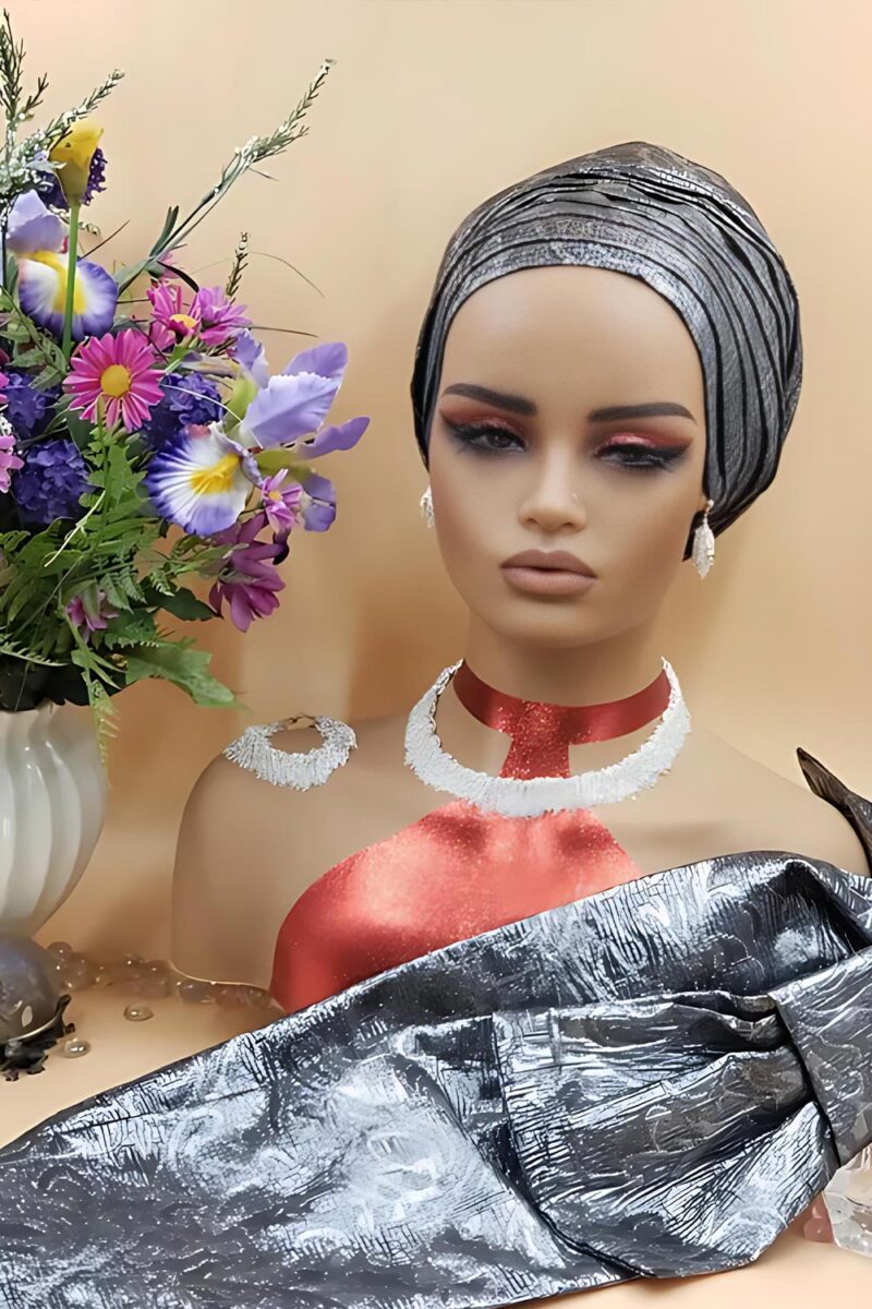 Meet Queen Ama Set